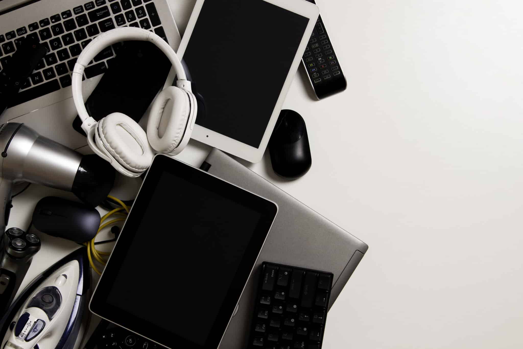 Voltage Fluctuations Electronics