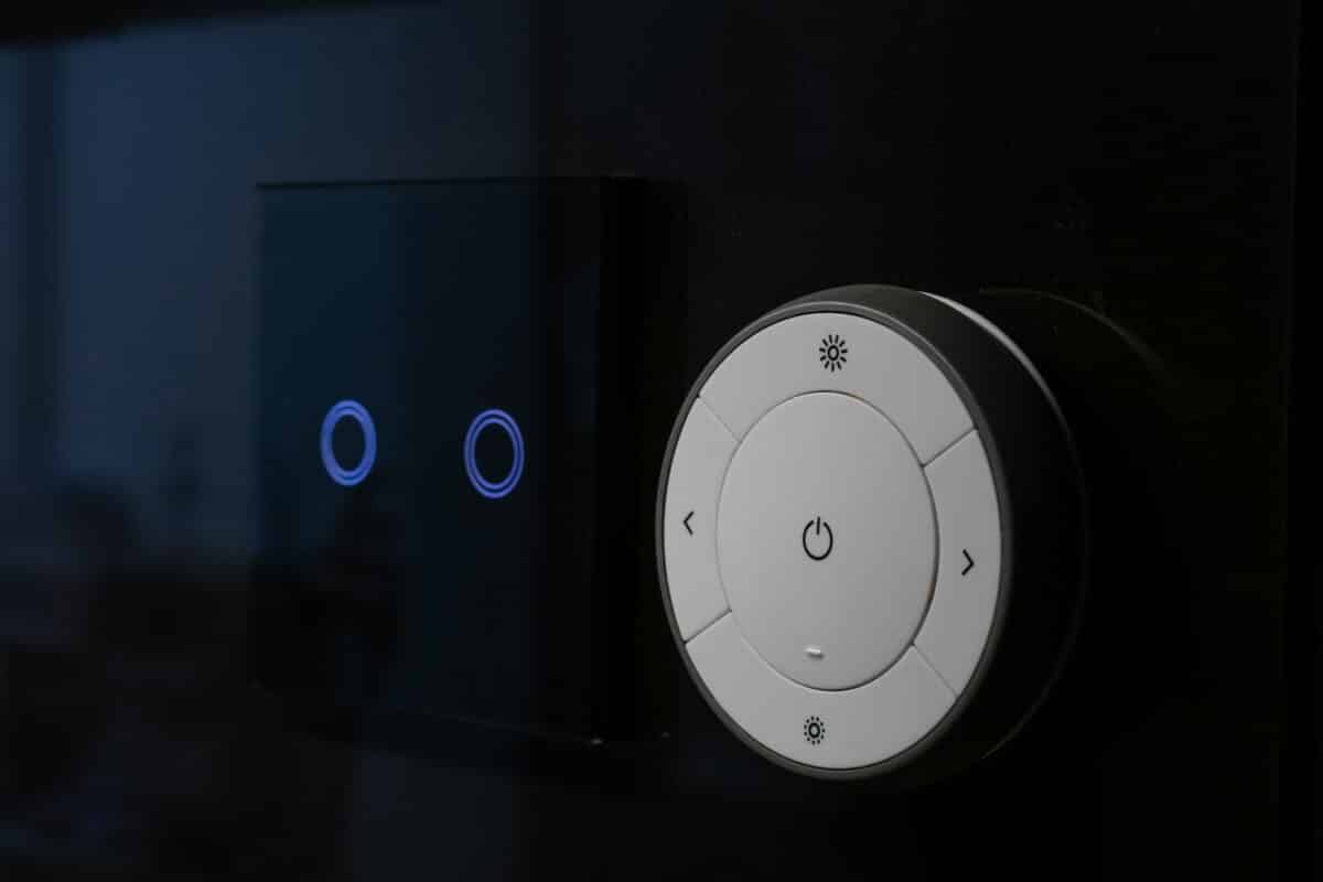 Smart Outlets Keep Turning On and Off.