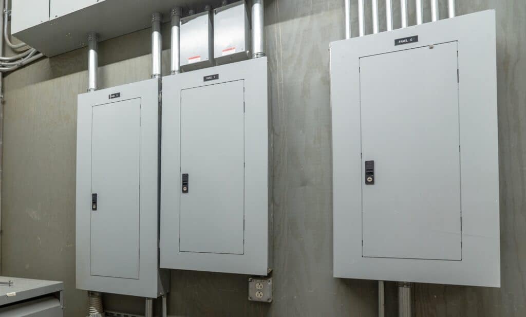 Neutral bonding in main panels.